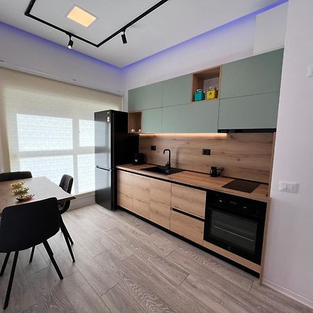 Sunflower Apartment Tirana Extérieur photo