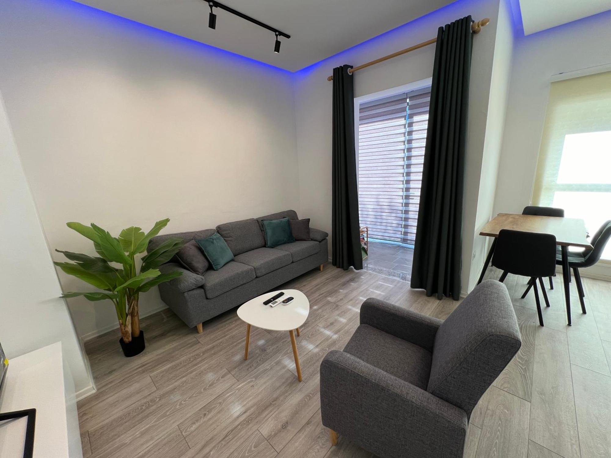 Sunflower Apartment Tirana Extérieur photo
