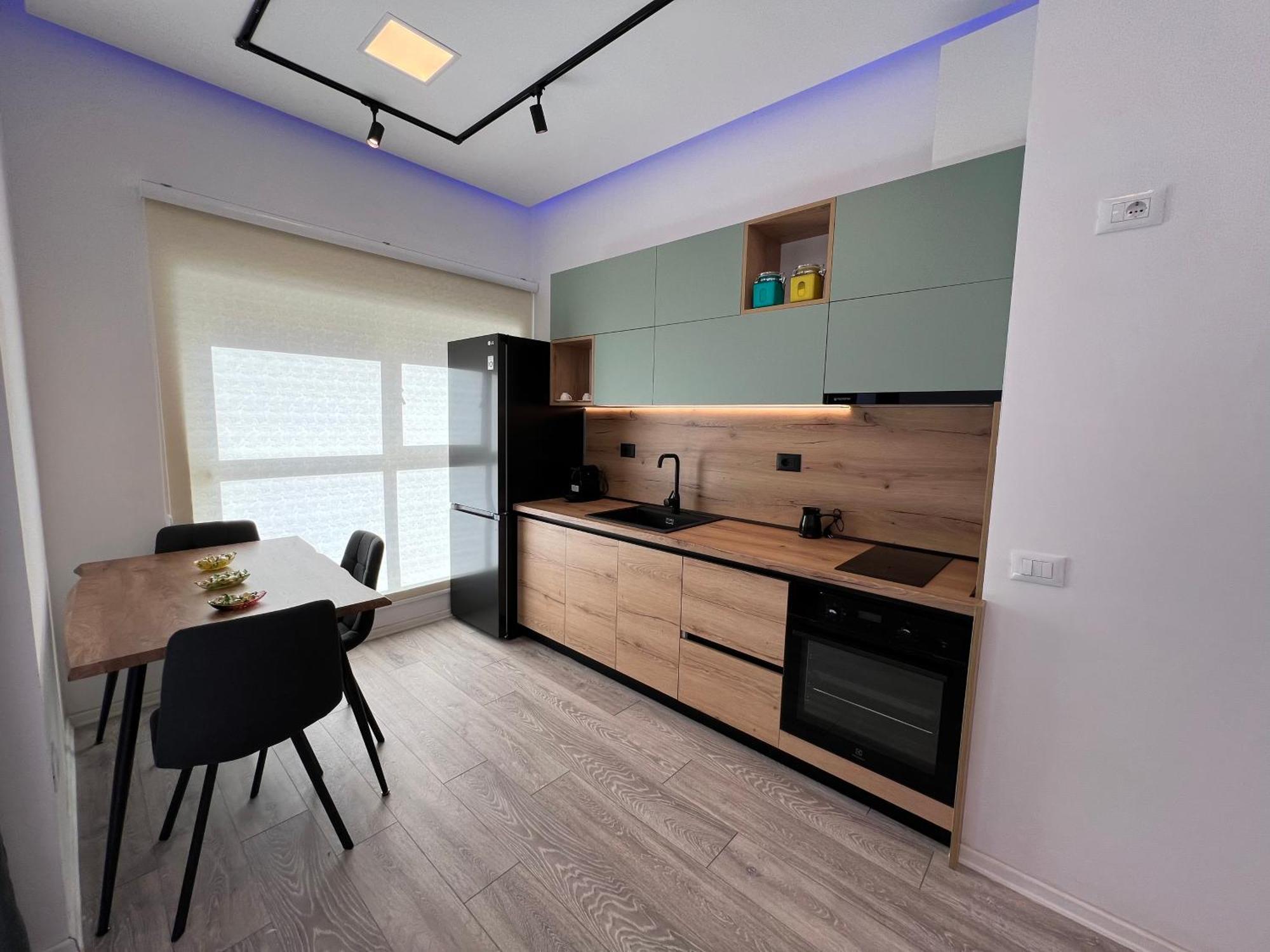 Sunflower Apartment Tirana Extérieur photo